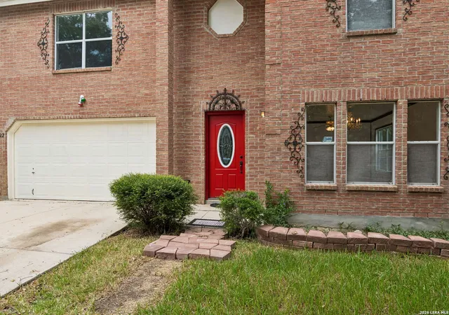 Photo 3 of Single family home for sale at 17122 Irongate Rail, San Antonio, TX 78247 | MLS# 2015753 | Listing updated on 2026-09-11