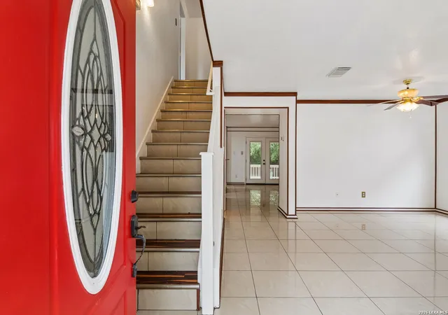 Photo 4 of Single family home for sale at 17122 Irongate Rail, San Antonio, TX 78247 | MLS# 2015753 | Listing updated on 2026-09-11