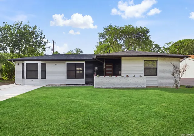 Photo 2 of Single family home for sale at 831 Highgate Rd, Universal City, TX 78148 | MLS# 2015756 | Listing updated on 2026-09-22
