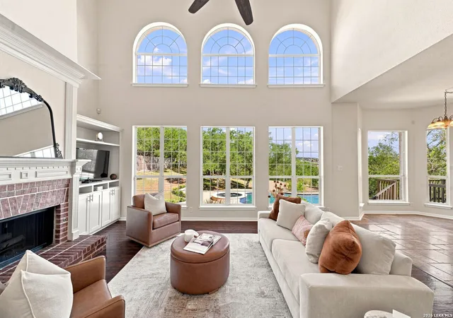 Photo 3 of Single family home for sale at 933 Great Tree, San Antonio, TX 78260 | MLS# 2015779 | Listing updated on 2026-09-16