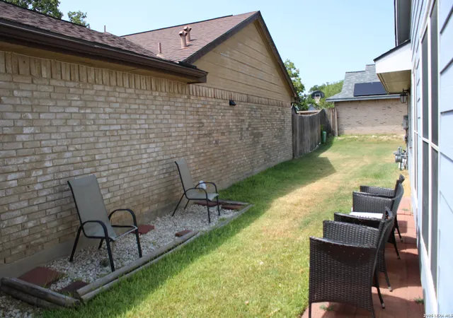Photo 4 of Single family home for sale at 6331 Village Park, San Antonio, TX 78250 | MLS# 2015784 | Listing updated on 2026-09-11