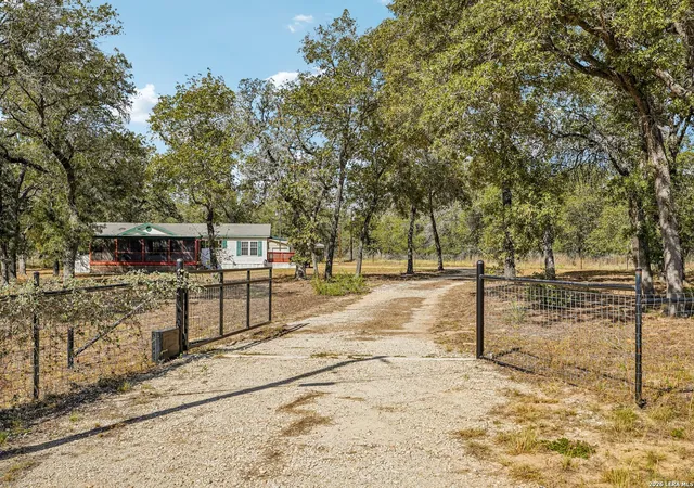 Single family home for sale at 177 Longhorn Rd, Stockdale, TX 78160 | MLS# 2015786 | Listing updated on 2026-09-11
