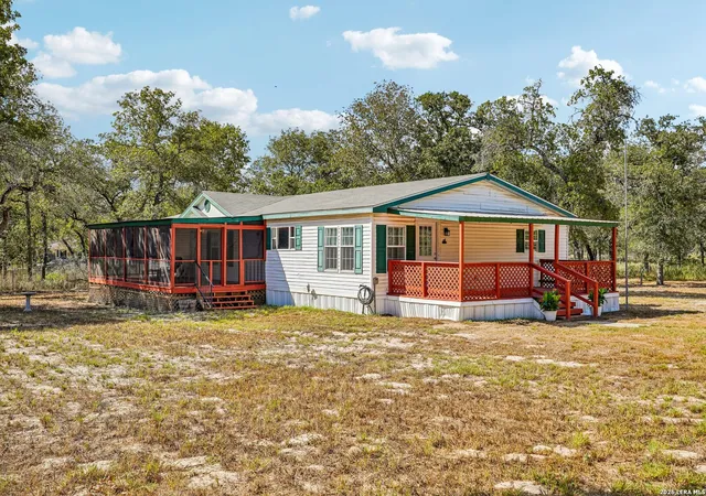Single family home for sale at 177 Longhorn Rd, Stockdale, TX 78160 | MLS# 2015786 | Listing updated on 2026-09-11