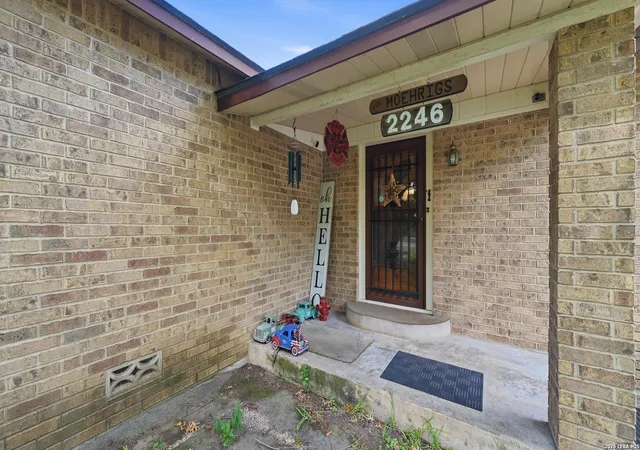 Photo 3 of Single family home for sale at 2246 Gruene Rd, New Braunfels, TX 78130 | MLS# 2015846 | Listing updated on 2026-09-16