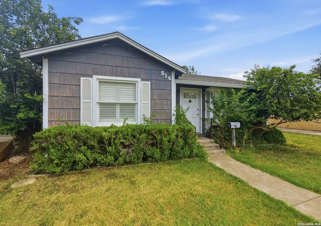 Single family home for sale at 514 Florence St, Kerrville, TX 78028 | MLS# 2015853