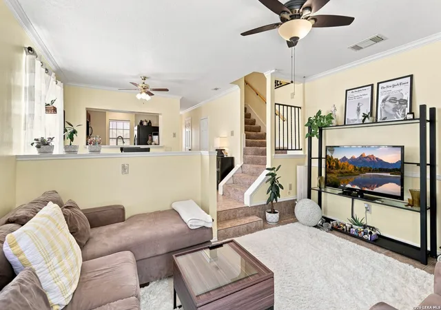 Photo 4 of Single family home for sale at 12 Cross Cyn, San Antonio, TX 78247 | MLS# 2015854 | Listing updated on 2026-09-11