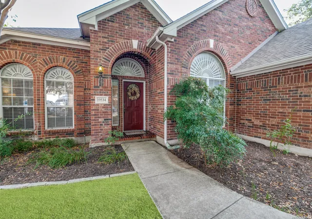 Photo 3 of Single family home for sale at 19534 Ml Oak, San Antonio, TX 78258 | MLS# 2015859 | Listing updated on 2026-09-22