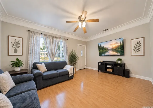 Photo 4 of Single family home for sale at 928 Kayton Ave, San Antonio, TX 78210 | MLS# 2015863 | Listing updated on 2026-09-12