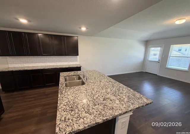 Photo 3 of Single family home for sale at 713 Overlook Ridge, Cibolo, TX 78108 | MLS# 2015867 | Listing updated on 2026-09-22