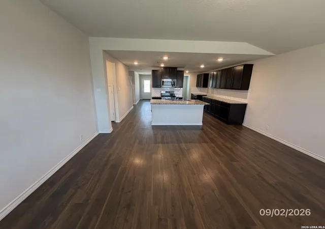 Photo 4 of Single family home for sale at 713 Overlook Ridge, Cibolo, TX 78108 | MLS# 2015867 | Listing updated on 2026-09-22