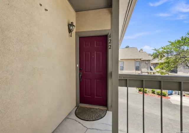 Listing Photo 4 - Condo for sale in building located at 11839 Parliament St, San Antonio, TX 78216 - Unit #622