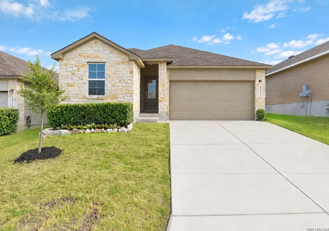 Photo 3 of Single family home for sale at 5615 Chase Fls, San Antonio, TX 78266 | MLS# 2015892 | Listing updated on 2026-10-09