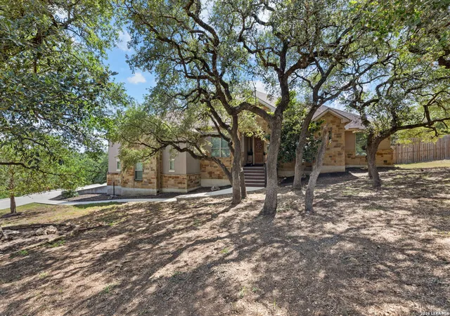 Photo 3 of Single family home for sale at 638 Cambridge Dr, New Braunfels, TX 78132 | MLS# 2015907 | Listing updated on 2026-10-06