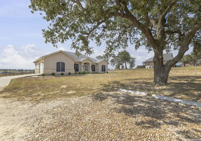 Photo 3 of Sale Pending at 708 Lake Valley Dr, La Vernia, TX 78121 | MLS# 2015929 | Listing updated on 2026-09-24