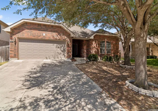 Photo 4 of Single family home for sale at 2537 Crusader, Schertz, TX 78108 | MLS# 2015954 | Listing updated on 2026-10-07