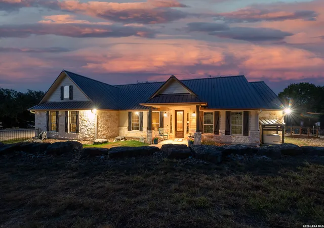 Photo 1 of Single family home for sale at 824 Shelly, Canyon Lake, TX 78133 | MLS# 2015960 | Listing updated on 2026-09-22