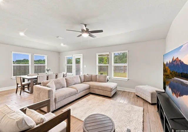 Photo 4 of Single family home for sale at 10726 Yellowtail Blvd, Boerne, TX 78006 | MLS# 2015964 | Listing updated on 2026-09-24