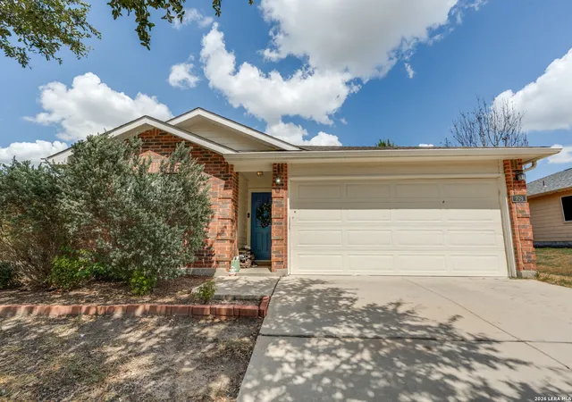 Photo 3 of Single family home for sale at 709 Clearbrook Ave, Schertz, TX 78108 | MLS# 2015982 | Listing updated on 2026-09-22