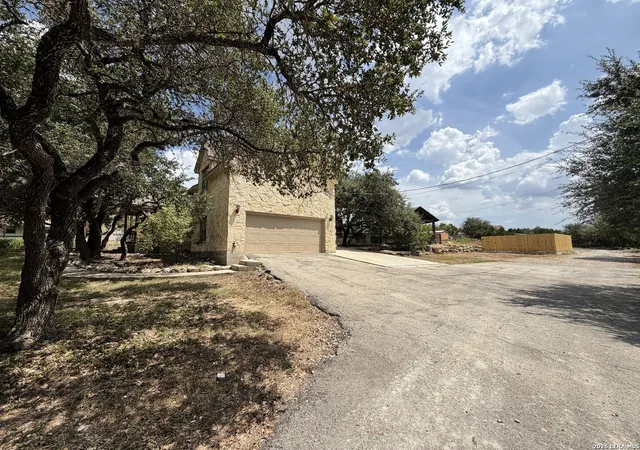 Photo 2 of Single family home for sale at 4247 Richmond Ave, Spring Branch, TX 78070 | MLS# 2016010 | Listing updated on 2026-10-09