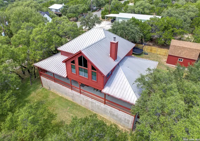 Photo 1 of Single family home for sale at 138 Canyon Crk, Canyon Lake, TX 78133 | MLS# 2016019 | Listing updated on 2026-09-22
