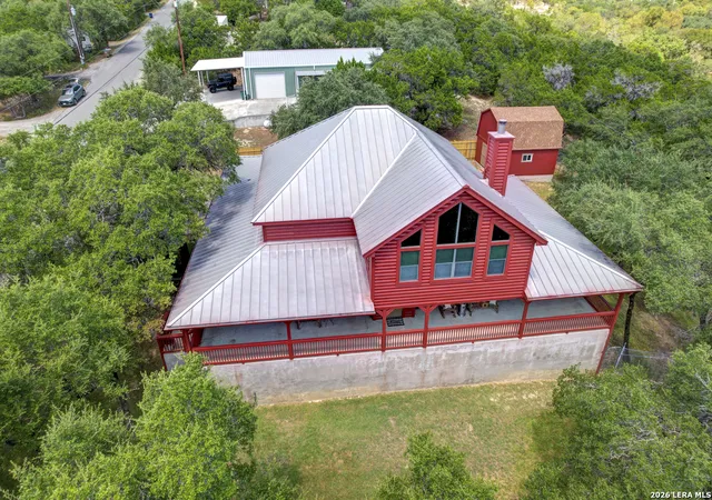 Photo 1 of Single family home for sale at 138 Canyon Crk, Canyon Lake, TX 78133 | MLS# 2016019 | Listing updated on 2026-09-22