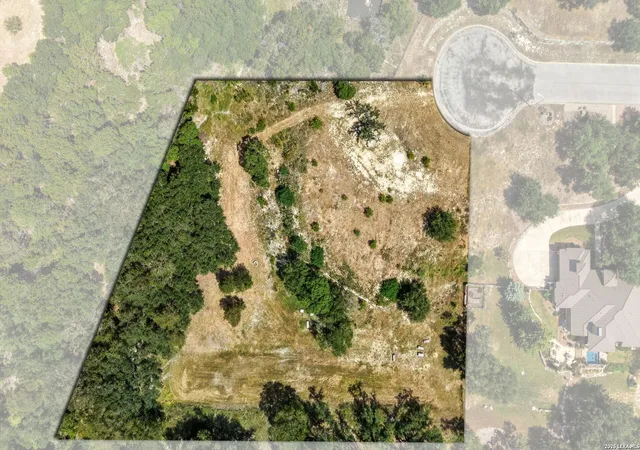 Photo 3 of Sale Pending at 108 Hollow Spgs, Boerne, TX 78006 | MLS# 2016041 | Listing updated on 2026-10-08