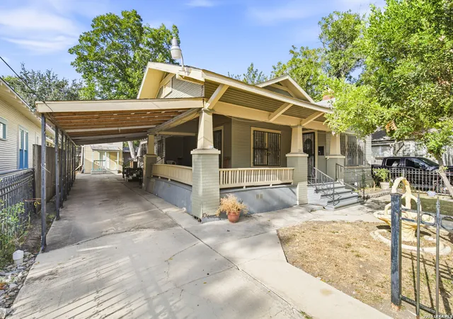 Photo 2 of Single family home for sale at 314 Devine St, San Antonio, TX 78210 | MLS# 2016050 | Listing updated on 2026-09-24