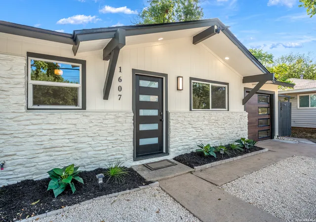 Photo 3 of Single family home for sale at 1607 Wheless Ln, Austin, TX 78723 | MLS# 2016062 | Listing updated on 2026-09-26