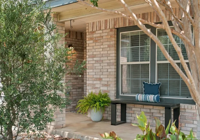 Photo 2 of Single family home for sale at 16306 Clydesdale Run, Selma, TX 78154 | MLS# 2016101 | Listing updated on 2026-10-06