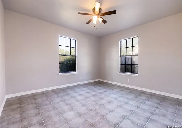 Photo 2 of Single family home for sale at 302 Bain Dr, Devine, TX 78016 | MLS# 2016105 | Listing updated on 2026-09-22