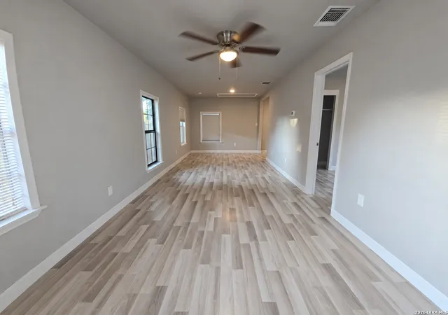 Photo 4 of Single family home for sale at 772 4th Street, Seguin, TX 78155 | MLS# 2016114 | Listing updated on 2026-10-05