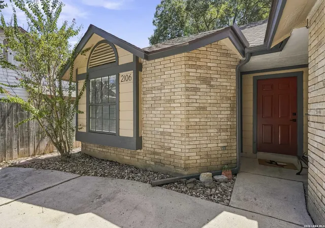 Photo 3 of Single family home for sale at 2106 River Holw Dr, San Antonio, TX 78232 | MLS# 2016126 | Listing updated on 2026-09-22
