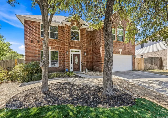 Photo 2 of Single family home for sale at 12802 Red Clay, Helotes, TX 78023 | MLS# 2016141 | Listing updated on 2026-09-22