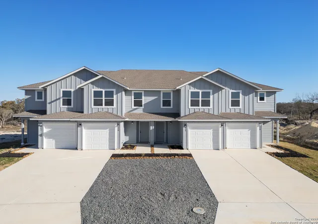 Multi family home for sale at 550,562,554,558 Abigail Aly, San Antonio, TX 78253 | MLS# 2016153