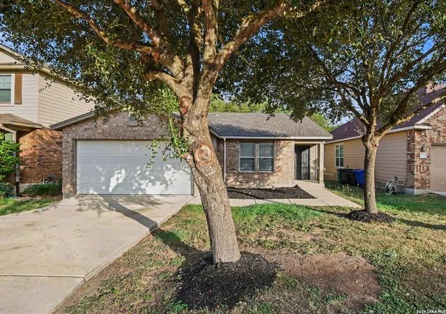 Photo 1 of Single family home for sale at 7215 Geranium Path, San Antonio, TX 78218 | MLS# 2016192 | Listing updated on 2026-09-23