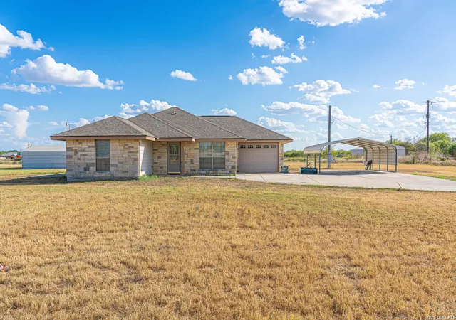 Photo 2 of Single family home for sale at 10116 Fm 1346, Adkins, TX 78101 | MLS# 2016226 | Listing updated on 2026-09-23