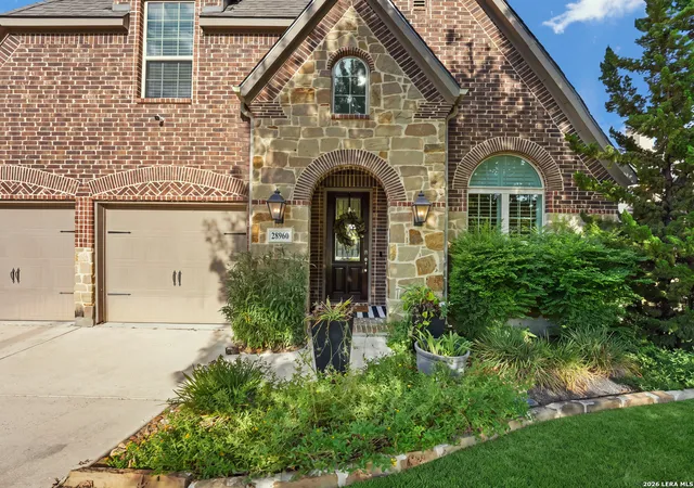 Photo 2 of Single family home for sale at 28960 Fairs Gate, Fair Oaks Ranch, TX 78015 | MLS# 2016228 | Listing updated on 2026-10-08