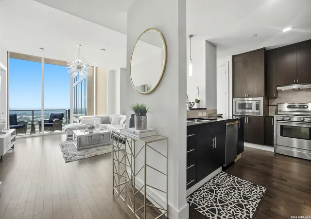 Photo 3 of Condo for sale at 610 E Market #UNIT 2909, San Antonio, TX 78205 | MLS# 2016240 | Listing updated on 2026-09-23