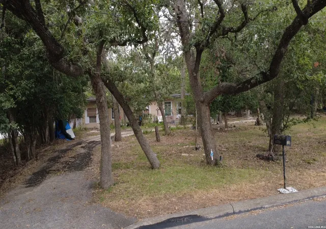 Photo 2 of Single family home for sale at 143 Roeder St, Boerne, TX 78006 | MLS# 2016242 | Listing updated on 2026-09-21