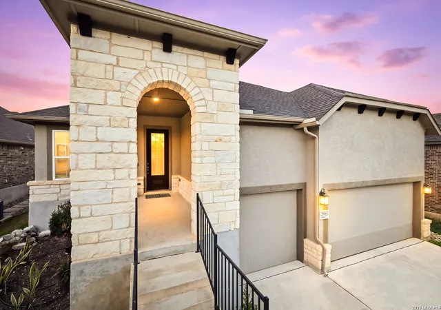 Photo 3 of Single family home for sale at 28963 Windlesham Way, San Antonio, TX 78260 | MLS# 2016282 | Listing updated on 2026-09-24