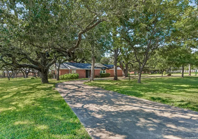 Photo 2 of Single family home for sale at 1205 Yellowstone St, Pleasanton, TX 78064 | MLS# 2016318 | Listing updated on 2026-09-24
