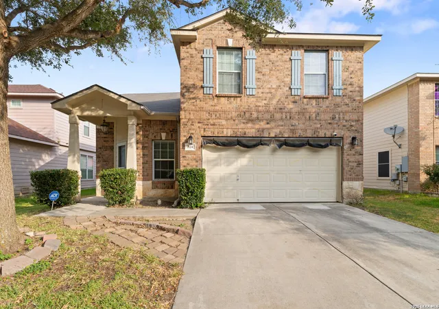 Photo 3 of Single family home for sale at 324 Wagon Wheel Way, Cibolo, TX 78108 | MLS# 2016323 | Listing updated on 2026-09-24