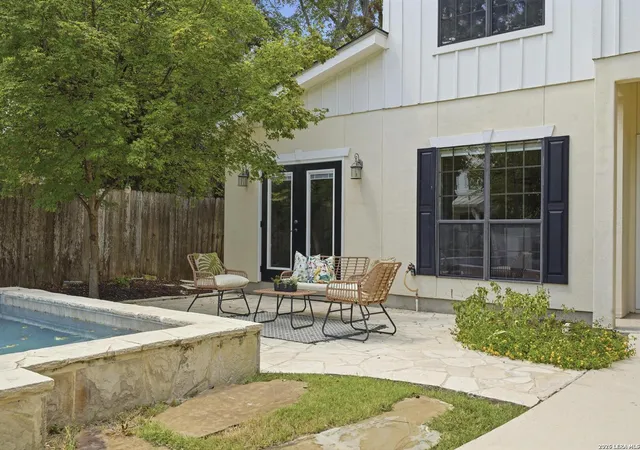 Photo 3 of Single family home for sale at 404 Ogrady St, Boerne, TX 78006 | MLS# 2016342 | Listing updated on 2026-09-25