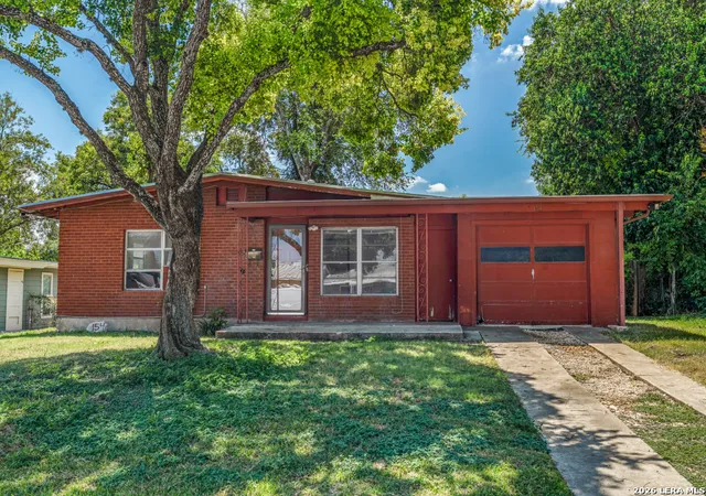 Photo 1 of Sale Pending at 154 Marlena Dr, San Antonio, TX 78213 | MLS# 2016374 | Listing updated on 2026-10-05