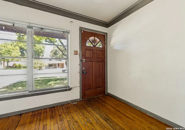 Photo 3 of Sale Pending at 154 Marlena Dr, San Antonio, TX 78213 | MLS# 2016374 | Listing updated on 2026-10-05