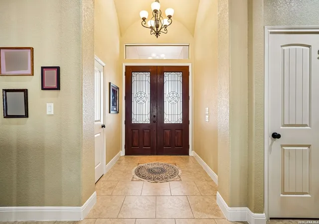 Photo 3 of Single family home for sale at 129 Hidden Forest Dr, La Vernia, TX 78121 | MLS# 2016379 | Listing updated on 2026-09-25