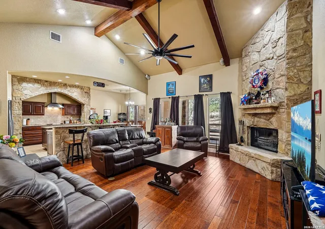 Photo 4 of Single family home for sale at 129 Hidden Forest Dr, La Vernia, TX 78121 | MLS# 2016379 | Listing updated on 2026-09-25