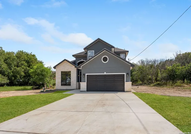 Photo 3 of Single family home for sale at 8242 Utopia, Selma, TX 78154 | MLS# 2016431 | Listing updated on 2026-09-27