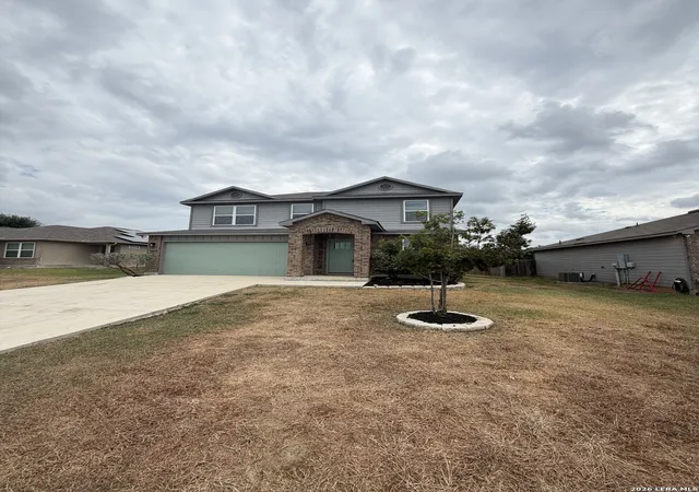 Photo 3 of Single family home for sale at 14422 Rockhouse Rd, Elmendorf, TX 78112 | MLS# 2016461 | Listing updated on 2026-09-25