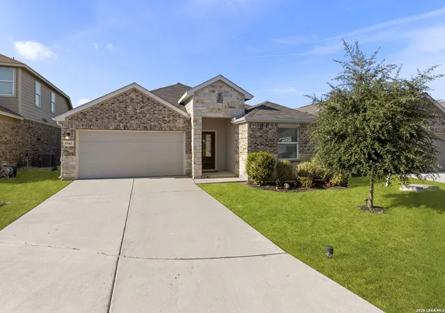 Photo 3 of Single family home for sale at 5943 Corsicana Cv, Seguin, TX 78155 | MLS# 2016462 | Listing updated on 2026-09-25
